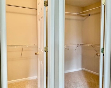 15519 Exmore Court - Photo Thumbnail 15