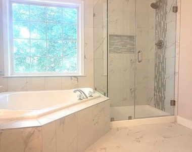 15519 Exmore Court - Photo Thumbnail 16