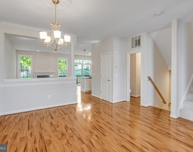 15519 Exmore Court - Photo Thumbnail 2