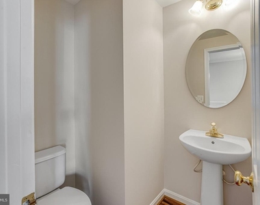15519 Exmore Court - Photo Thumbnail 14