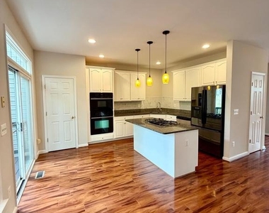 15519 Exmore Court - Photo Thumbnail 2