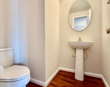 15519 Exmore Court - Photo Thumbnail 10