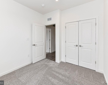 43796 Mystic Maroon Terrace - Photo Thumbnail 40