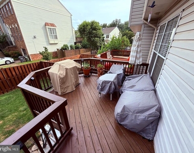 47574 Comer Square - Photo Thumbnail 10