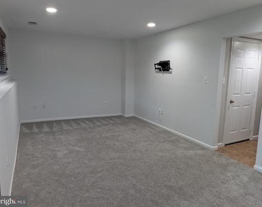 47574 Comer Square - Photo Thumbnail 34