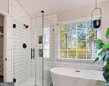 47574 Comer Square - Photo Thumbnail 24
