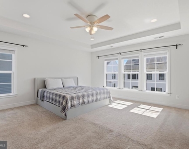 25419 Hartland Orchard Terrace - Photo Thumbnail 18