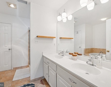 20353 Bowfonds Street - Photo Thumbnail 30