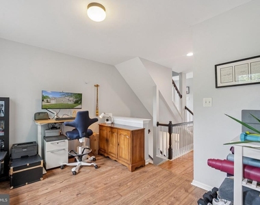 20353 Bowfonds Street - Photo Thumbnail 6