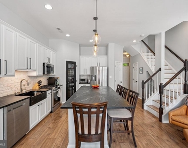 20353 Bowfonds Street - Photo Thumbnail 14