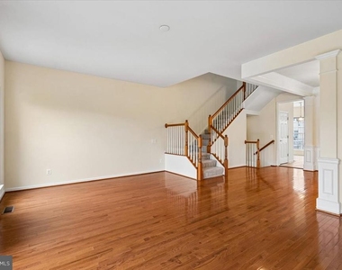 43611 Sonora Seed Terrace - Photo Thumbnail 10