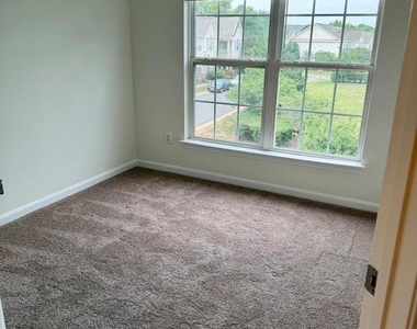 44221 Suscon Square - Photo Thumbnail 21