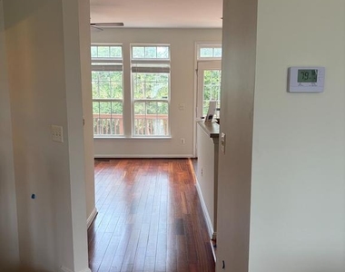 44221 Suscon Square - Photo Thumbnail 8