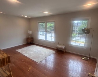 5664 Cabells Mill Court - Photo Thumbnail 5