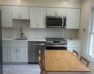 5664 Cabells Mill Court - Photo Thumbnail 3