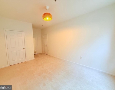 1300 Windleaf Drive - Photo Thumbnail 13