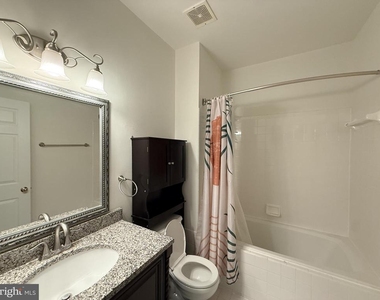 1300 Windleaf Drive - Photo Thumbnail 6