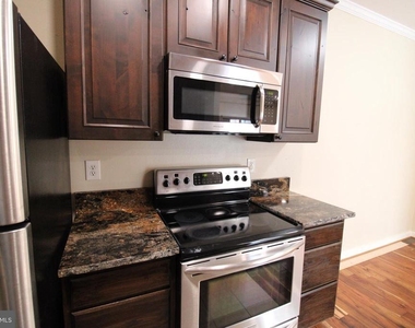 1570 Spring Gate Drive - Photo Thumbnail 9