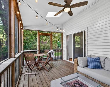 1109 Hillcrest Drive Sw - Photo Thumbnail 35