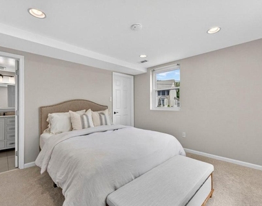 1109 Hillcrest Drive Sw - Photo Thumbnail 29