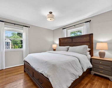 1109 Hillcrest Drive Sw - Photo Thumbnail 15