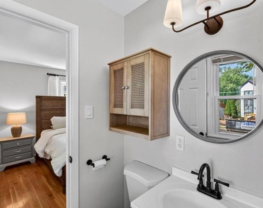1109 Hillcrest Drive Sw - Photo Thumbnail 16