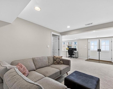1109 Hillcrest Drive Sw - Photo Thumbnail 27