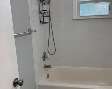 6603 Huntsman Boulevard - Photo Thumbnail 27