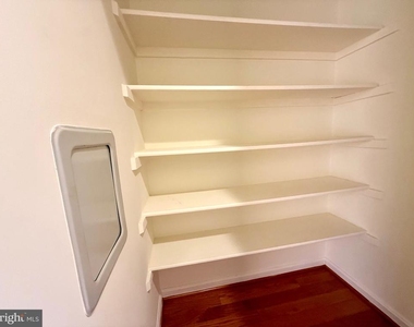 10006 Manor Place - Photo Thumbnail 39