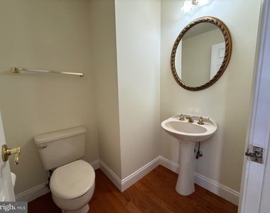 10006 Manor Place - Photo Thumbnail 22