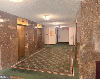 3705 S George Mason Drive - Photo Thumbnail 11