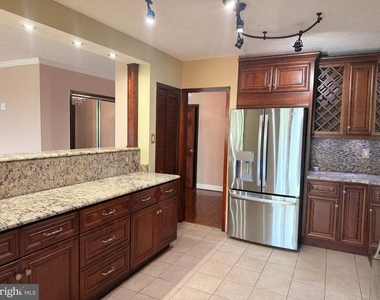 3705 S George Mason Drive - Photo Thumbnail 1