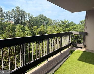 3705 S George Mason Drive - Photo Thumbnail 9