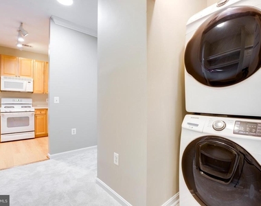9480 Virginia Center Boulevard - Photo Thumbnail 13