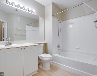9480 Virginia Center Boulevard - Photo Thumbnail 15