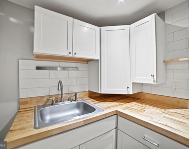9328 Humphries Drive - Photo Thumbnail 16