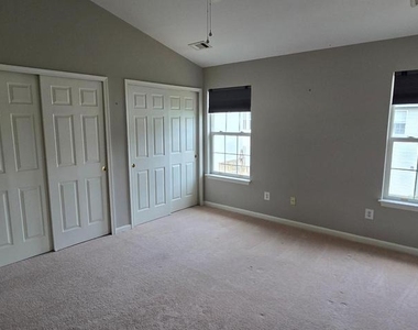 2436 Old Farmhouse Court - Photo Thumbnail 16