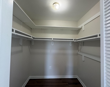 4305 Pleasant Valley Road - Photo Thumbnail 7