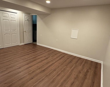 4305 Pleasant Valley Road - Photo Thumbnail 10