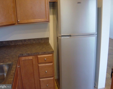 6604 10th Street - Photo Thumbnail 4