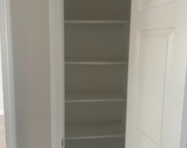 6704 W Wakefield Drive - Photo Thumbnail 14