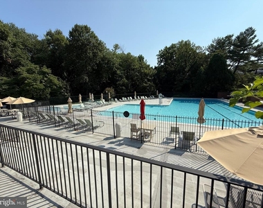 7640 Tremayne Place - Photo Thumbnail 15