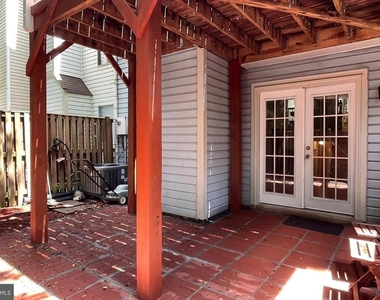 9694 Poindexter Court - Photo Thumbnail 31