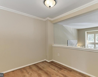 9694 Poindexter Court - Photo Thumbnail 6