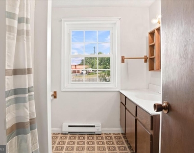 102 Linwood Court - Photo Thumbnail 67
