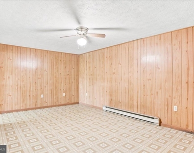 102 Linwood Court - Photo Thumbnail 51