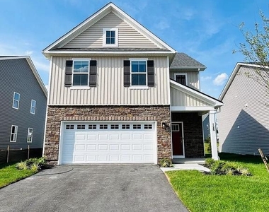 128 Wappinger Terrace - Photo Thumbnail 11