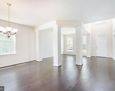 298 Norland Knoll Drive - Photo Thumbnail 4