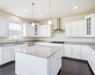 298 Norland Knoll Drive - Photo Thumbnail 12