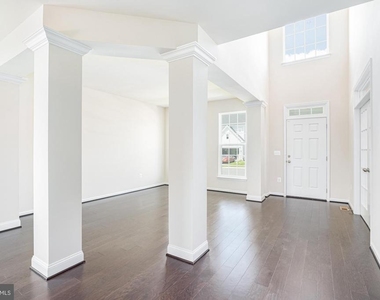 298 Norland Knoll Drive - Photo Thumbnail 1